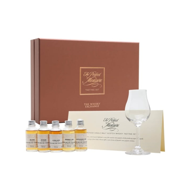 Distillery NAS Year Old – Speyside Whisky Tasting Set With Glass / 5x3cl Speyside Whisky (Speyside) | N/A% ABV, 700ml – Buy Now